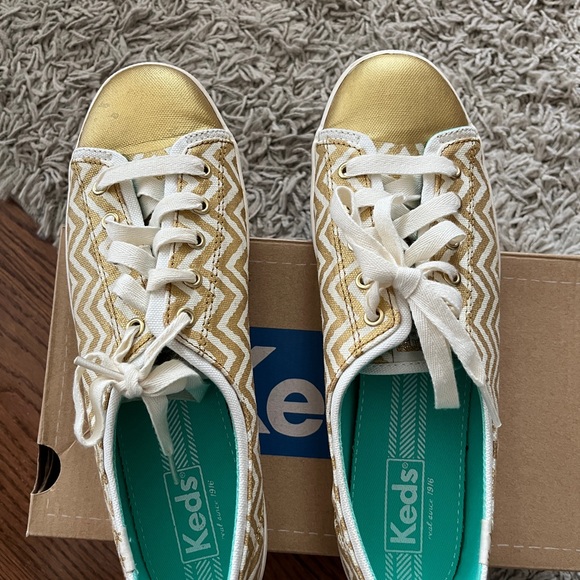 Keds Rally Zig Zag Gold sneakers 9M - Picture 4 of 6